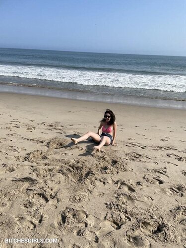 287622051976787608788166585572934128807 thumbnail