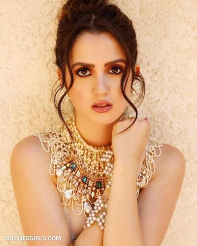 304153336688664441980504475664128155197 thumbnail