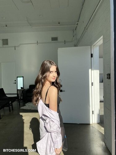 87333538187630653197089581490413449880 thumbnail