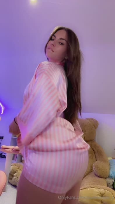 be88d436e521acb13e311eee67b505978a221a1c8653d75d31f0577371e40c60 thumbnail