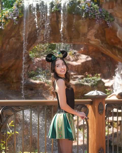 a7c805591dedfb2ec2382ce688faa4ccb072c8f6aabd3bcb59bb795209683e51 thumbnail