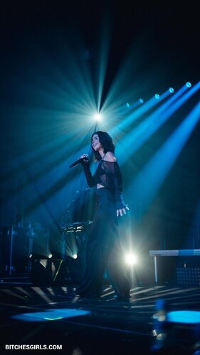 105775994248205649537002624277816403480 thumbnail