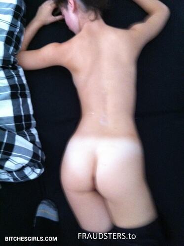 144857939775644711356309945760772344356 thumbnail