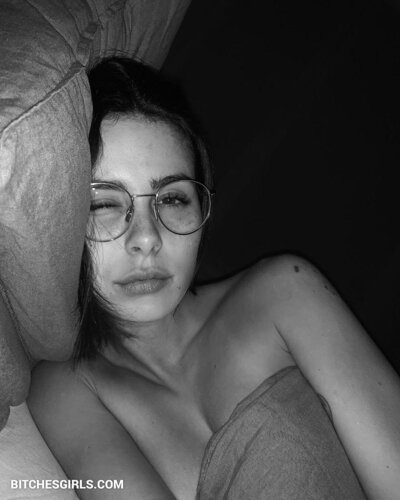 221102024888739876959979798008441167598 thumbnail