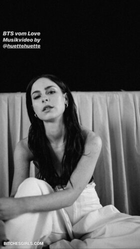 319013124315970501493949562562490399817 thumbnail