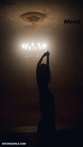 56929365836059774785078142439322442739 thumbnail