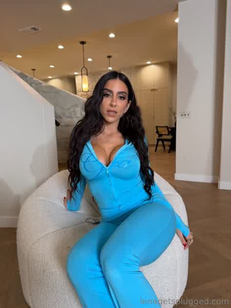 db7e81c33c79a9806cb8225bed66fb72a72aff9e973cb71f49cae2b9b167a9d1 thumbnail