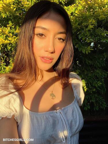 48632401478202728106783470192719751803 thumbnail