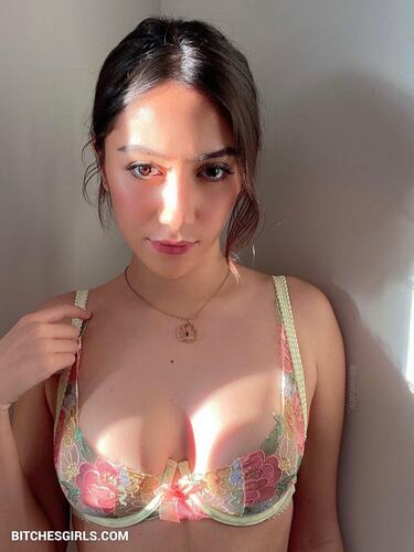 87233026666560254034914250762997161259 thumbnail