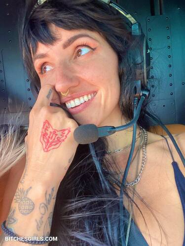 152587837221443122079206966767661884849 thumbnail