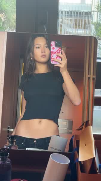 afeef6b0d2e5b2e8ad299cf56d355de9118a4ba4fc187e6d1c126f98361358da thumbnail