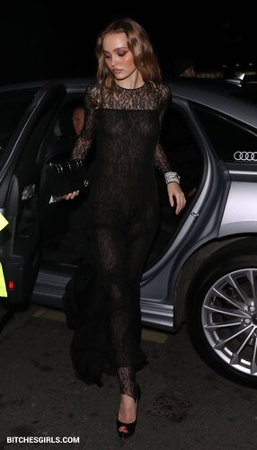 240732688653392806337801657702991347960 thumbnail