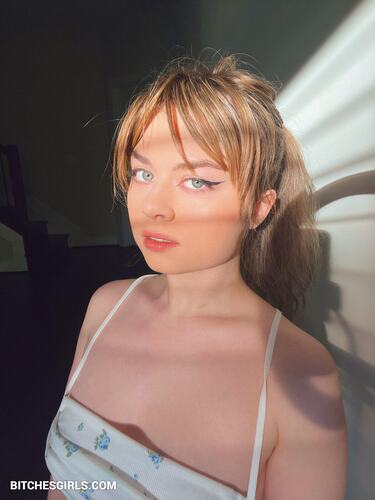 205372551203295951311849066224685282463 thumbnail