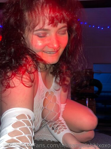 297182663540487431528426315838632872433 thumbnail