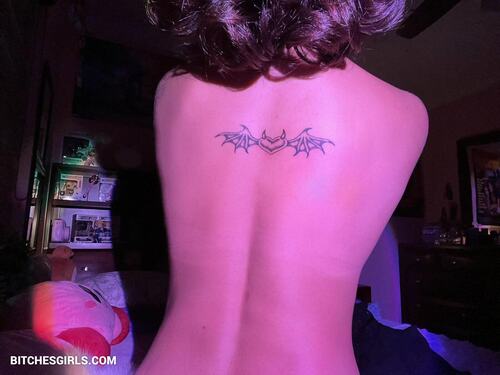 252407775568213852161689002646067752176 thumbnail