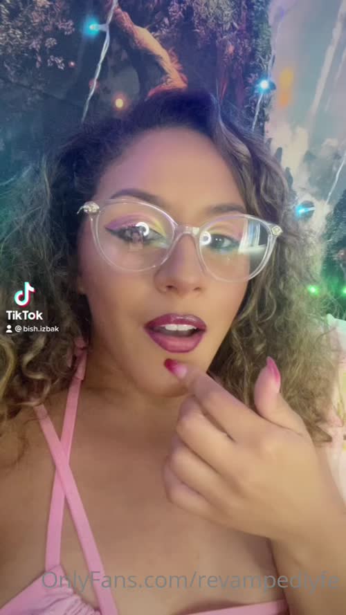 122961739092506587404316948187174410300 thumbnail