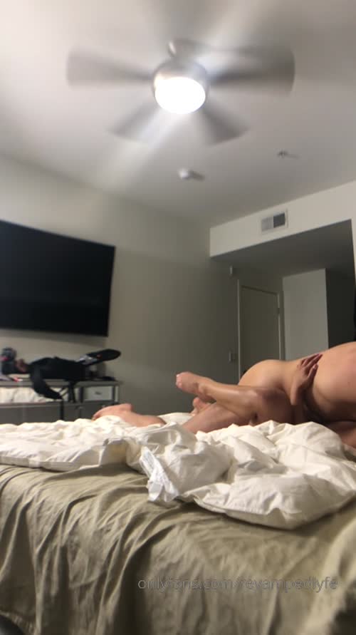 199630436110230439604182009272678351572 thumbnail