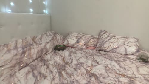 282842997358855027093789207624699516299 thumbnail