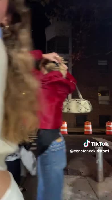 fc57212de94842746b0c9891fe9e91f90b836d3a49f059e2c6efe586988da738 thumbnail