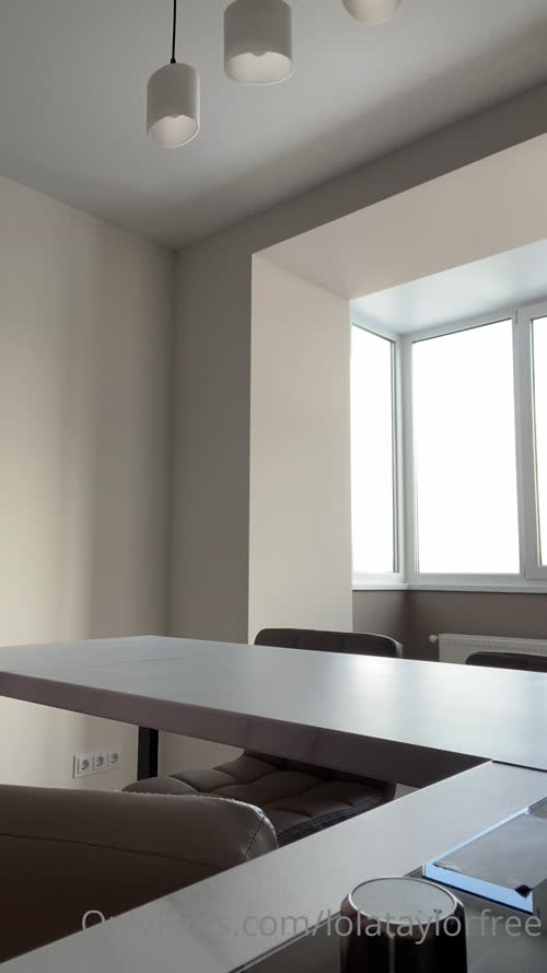 77418886435289752120354588267854151830 thumbnail