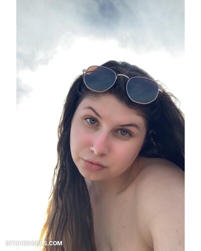 318347893634507037507532286631045621974 thumbnail