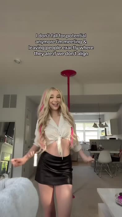 93fed5adefce4fcaa4f421d84b613669c8f2100cfa5d5568322e425b178aa20a thumbnail