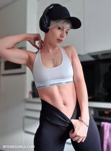 236783527061931877631554777145906225645 thumbnail