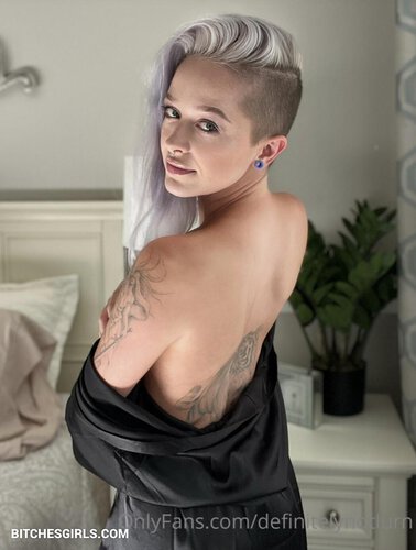 262491215593507650012045487951744355159 thumbnail