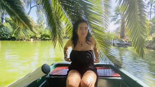 165738520732692924160858652746840824400 thumbnail