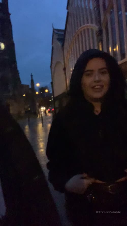 257739908250348658143708537436812505432 thumbnail