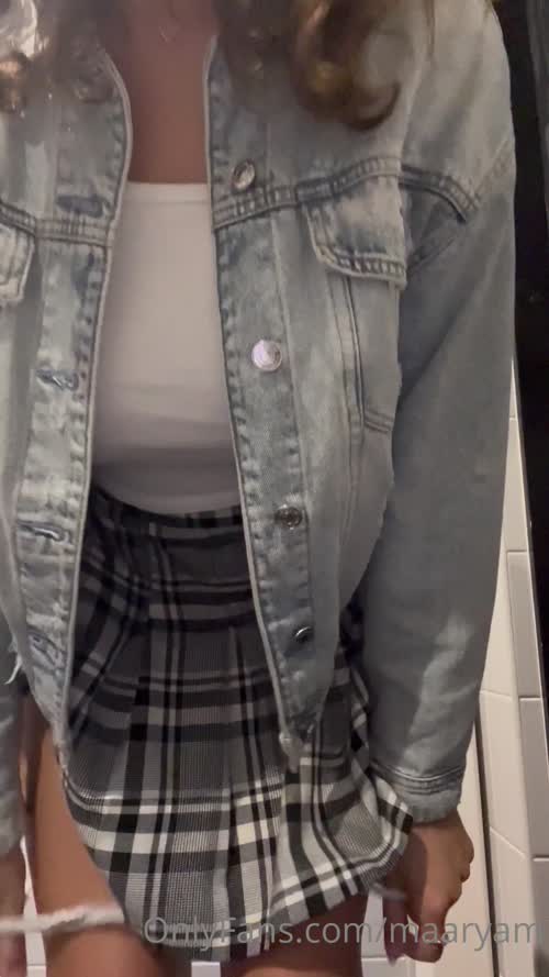 13846769477938809594396671901760435015 thumbnail