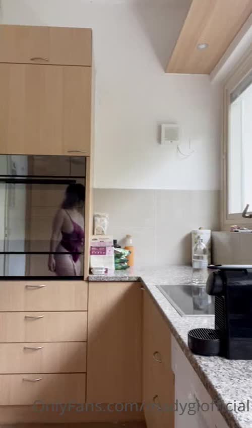 285727906427255264250364469580596888337 thumbnail