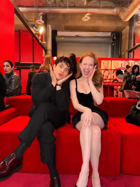 caf1677b96c2f4413d5052a2199f27e7359a15d0738fb55fc805cb224aa20cf4 thumbnail