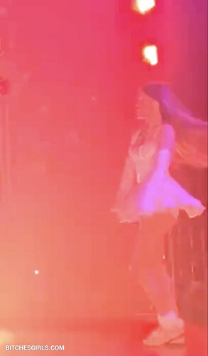 213510336345827923456886182903886372893 thumbnail