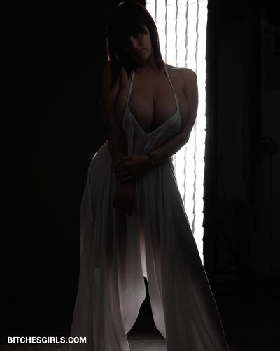 180309927076153853701288324614936276619 thumbnail