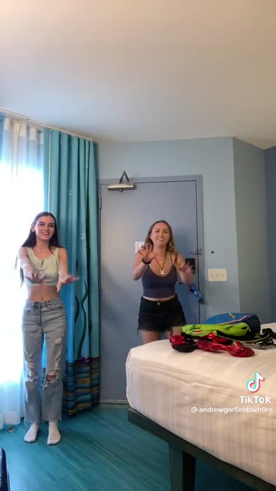 2a9a3241b2ed538e50a2500910c458532992884bf52e2f3112381a725e8eab30 thumbnail