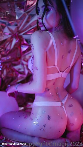 332654467302809498417471226933832392882 thumbnail