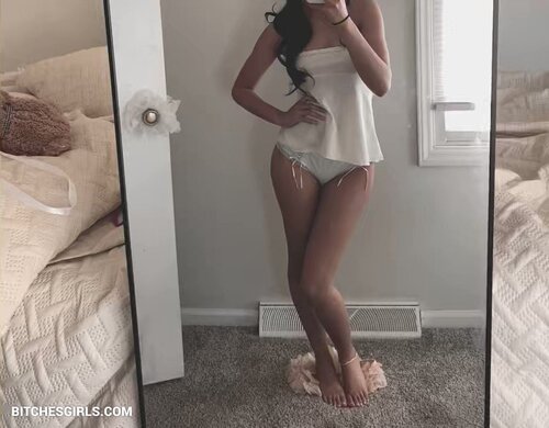 Maisiekits - Maisie Kits. Onlyfans Leaked Naked Pics