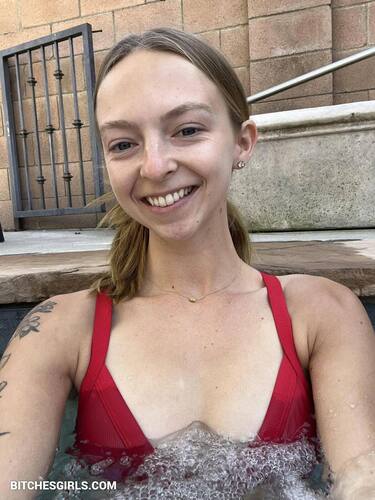 263482467209952619215122609683941277793 thumbnail