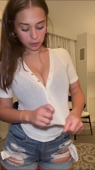 Malayaax Fat Ass Tiktok Videos - Sophieraiin Onlyfans Natural Porn
