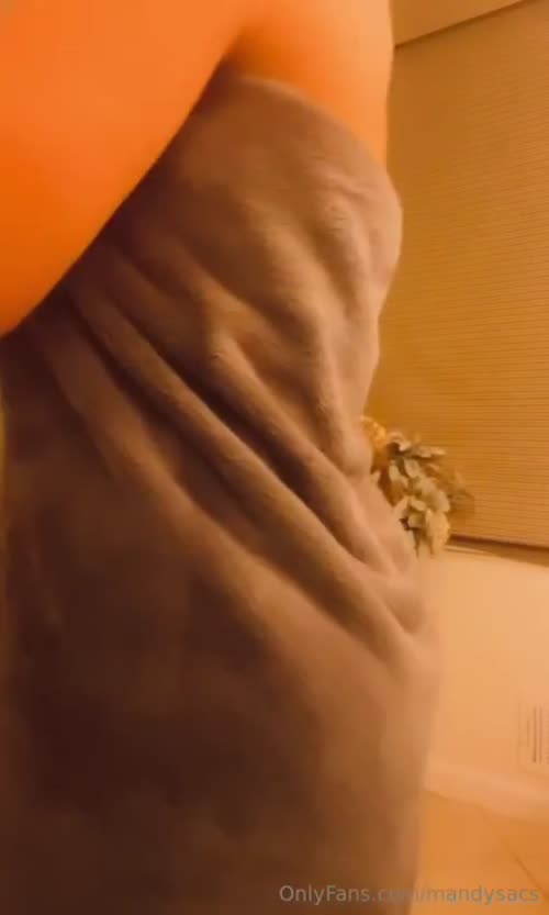 31c3b810e463f38b3455a2d81d3b51eaf79074c15718f9fe1049d04e28e8f18d thumbnail