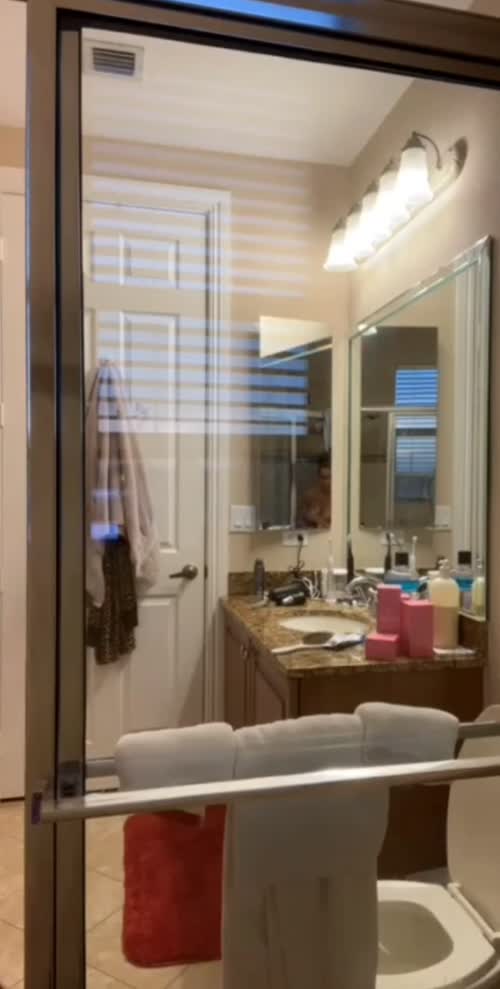 293387830073127408785459193398907666566 thumbnail