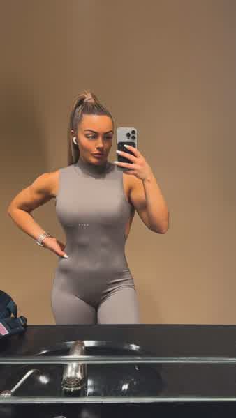 73d3f2145eccf8a2d47c78bee01a4f93cefe1a50f7bf76c1613fe5ae47a72a8c thumbnail