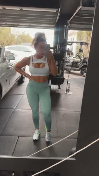 4b90a27701c7a0d148e966fcd0b15831c1102f521b7de8bdaeed736211fee90b thumbnail