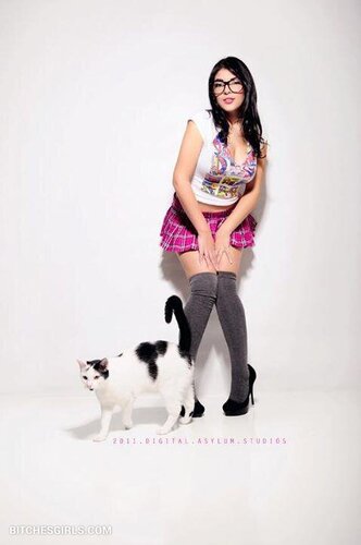 152672339778076267259170484800138049267 thumbnail