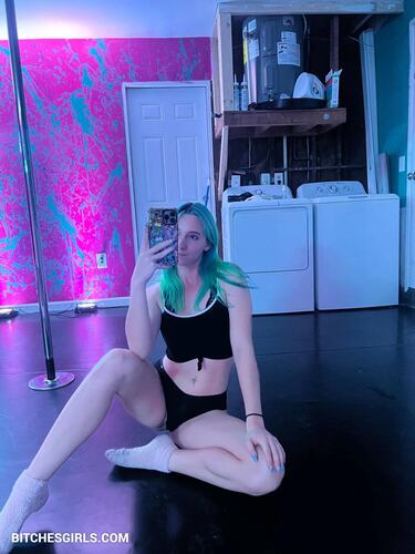 218489478413903720593141327013135424538 thumbnail