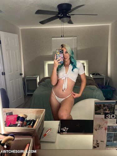 252641042842983543576102580857800991946 thumbnail