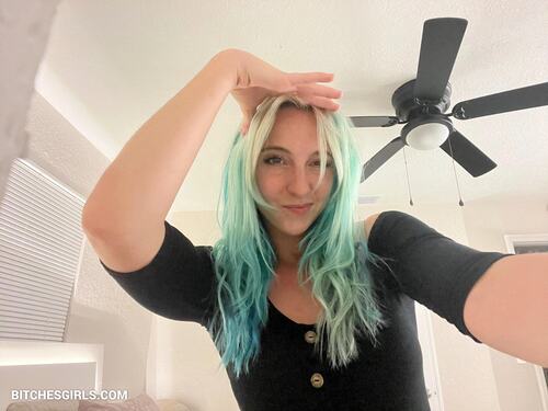 45924284279597227115157781904761415275 thumbnail