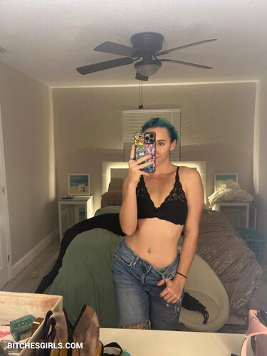 98576449143647556598559365458622953418 thumbnail