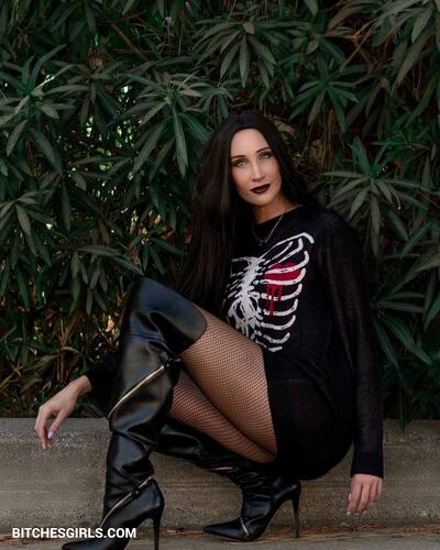 49441371475087441372390590163926091089 thumbnail